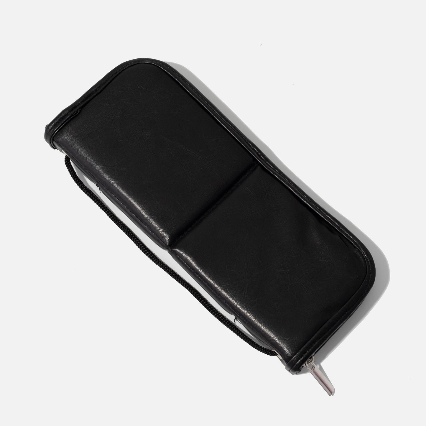 Black shimmer brush pouch for nails