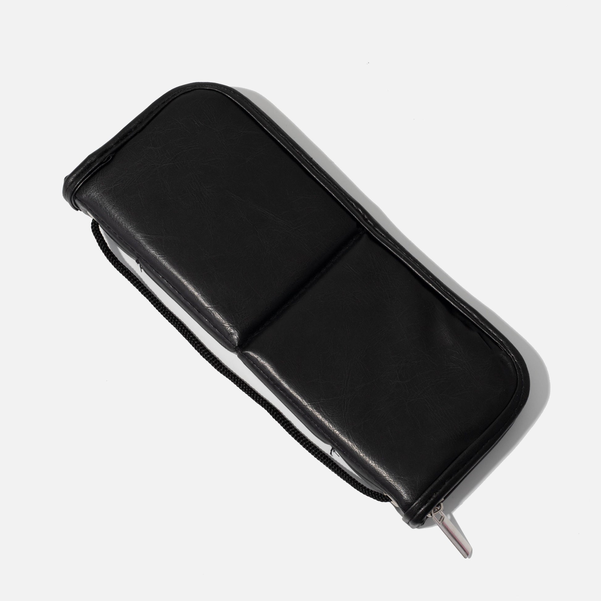 Black shimmer brush pouch for nails 